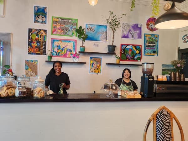 Café counter gallery